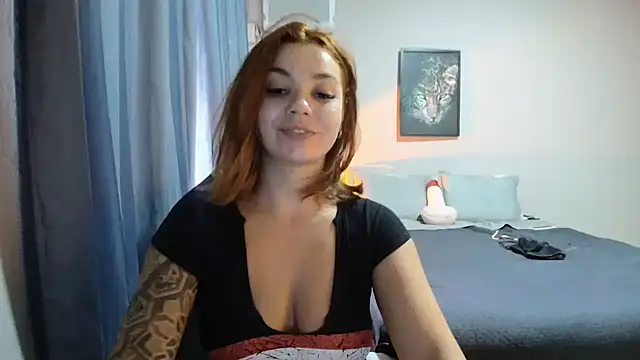 HotRuiva online show from 02.14.25