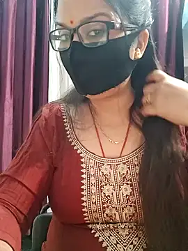 Aishwaryaa 69 online show from 12.04.25