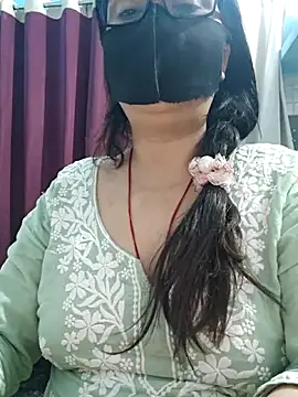 Aishwaryaa 69 online show from 05.10.26