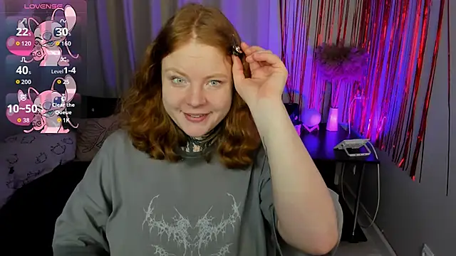 Snapshot of Cassie_xKiss chatting on 02.17.26 Cassie xKiss online show from 02.17.26