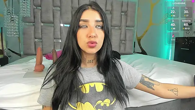 Leiaa  online show from 01.13.25