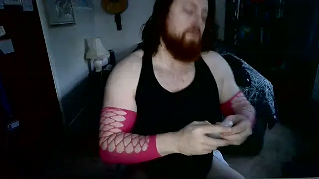 Snapshot of Hairy_Guy30 chatting on 02.06.25 Hairy Guy30 online show from 02.06.25