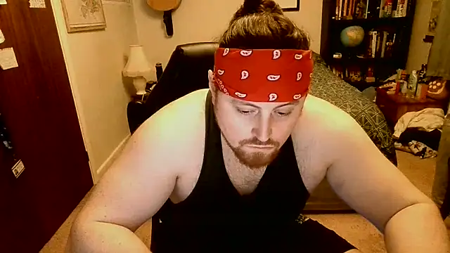 Snapshot of Hairy_Guy30 chatting on 03.08.25 Hairy Guy30 online show from 03.08.25