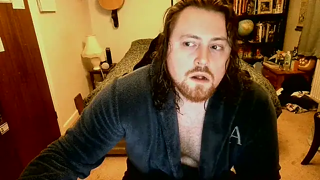 Snapshot of Hairy_Guy30 chatting on 03.11.25 Hairy Guy30 online show from 03.11.25