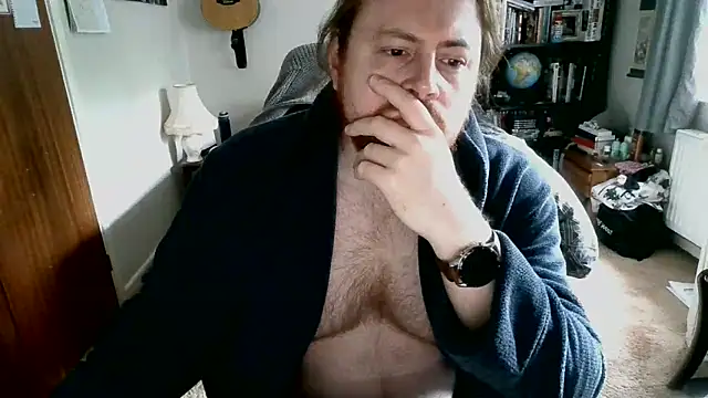 Snapshot of Hairy_Guy30 chatting on 09.23.25 Hairy Guy30 online show from 09.23.25
