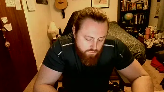 Hairy Guy30 online show from 11.28.25