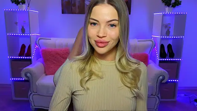 Snapshot of EmmyMills chatting on 01.07.26 EmmyMills online show from 01.07.26