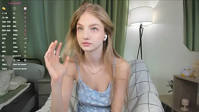 YuNabif online show from 10.25.25