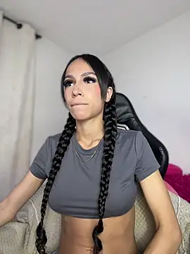 Snapshot of Miaa_love6969 chatting on 02.11.26 Miaa love6969 online show from 02.11.26