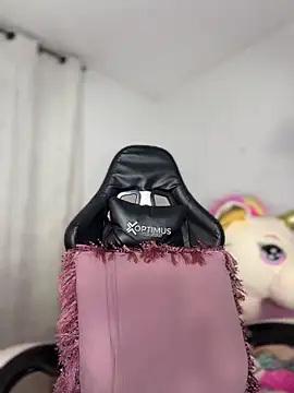 Snapshot of Miaa_love6969 chatting on 02.25.26 Miaa love6969 online show from 02.25.26