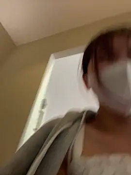 Lami Mi online show from 03.11.25