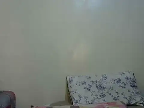 Snapshot of Kasweet_Lee chatting on 12.13.24 Kasweet Lee online show from 12.13.24