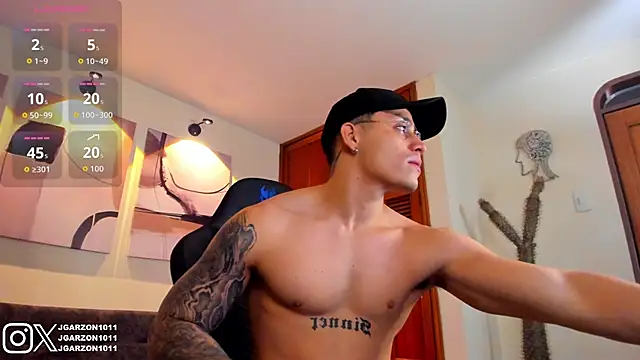  joansoto online show from 04.11.26