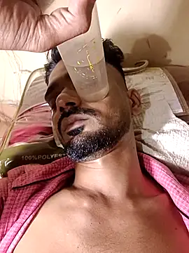 saggy1218 online show from 12.13.25