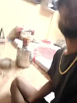 Snapshot of saggy1218 chatting on 01.18.26 saggy1218 online show from 01.18.26