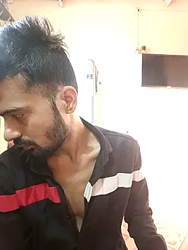 Snapshot of saggy1218 chatting on 02.25.26 saggy1218 online show from 02.25.26