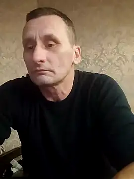 Snapshot of Viause_Kentauelle chatting on 12.14.24 Viause Kentauelle online show from 12.14.24