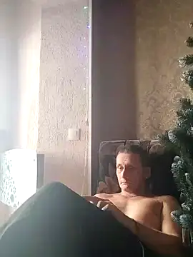 Snapshot of Viause_Kentauelle chatting on 12.20.24 Viause Kentauelle online show from 12.20.24