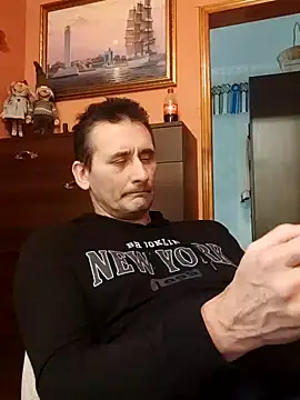 Snapshot of Viause_Kentauelle chatting on 01.30.25 Viause Kentauelle online show from 01.30.25