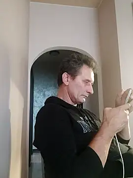 Snapshot of Viause_Kentauelle chatting on 09.10.25 Viause Kentauelle online show from 09.10.25