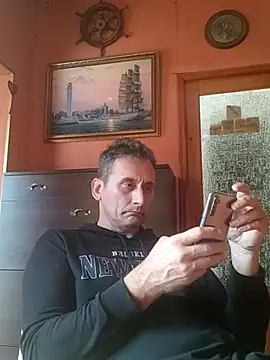 Snapshot of Viause_Kentauelle chatting on 10.05.25 Viause Kentauelle online show from 10.05.25