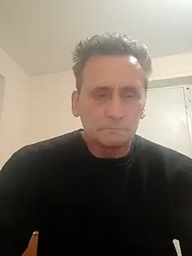 Snapshot of Viause_Kentauelle chatting on 11.28.25 Viause Kentauelle online show from 11.28.25