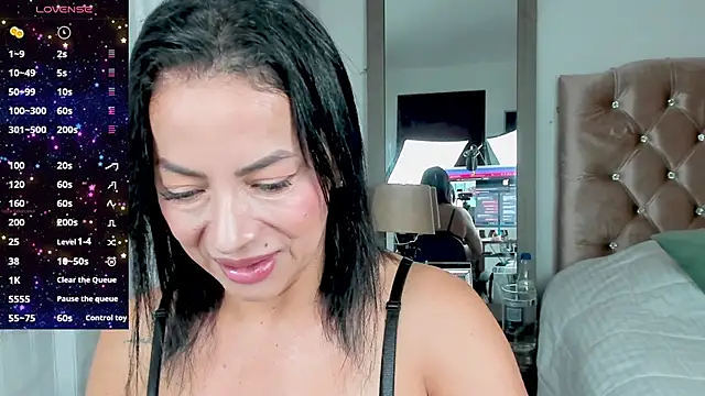 veronika naughty online show from 01.30.25