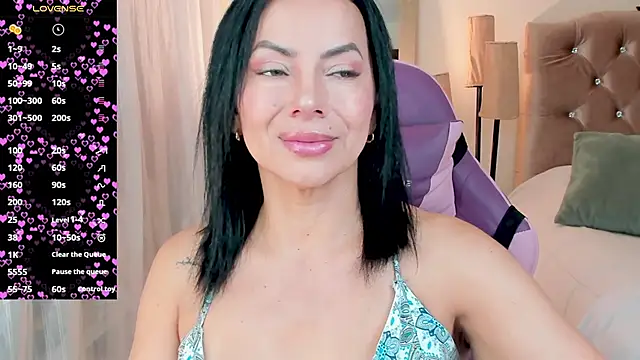 veronika naughty online show from 09.23.25