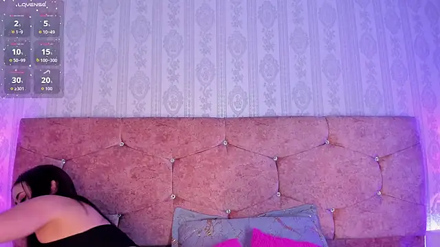 lunar leen online show from 10.19.25