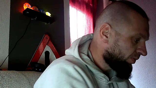 donhulio482 online show from 03.01.25