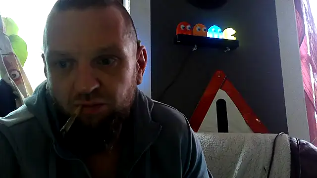 donhulio482 online show from 03.02.25