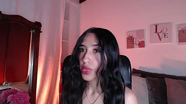 madisex s online show from 10.07.25