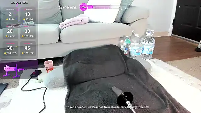 Snapshot of peachymexo chatting on 05.23.26 peachymexo online show from 05.23.26