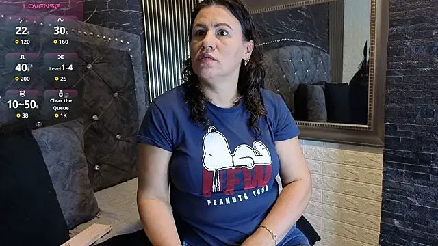 charlotte  G online show from 02.15.26