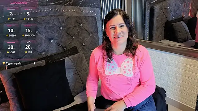 charlotte  G online show from 02.25.26