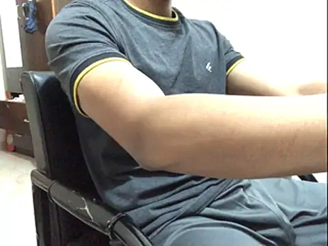 Snapshot of Zeuhorny chatting on 12.02.25 Zeuhorny online show from 12.02.25