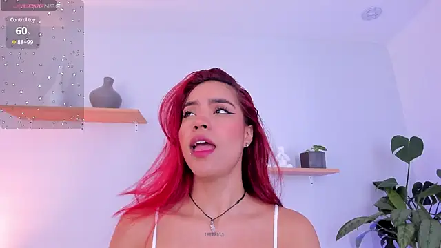 Snapshot of Scarlett_Morgan_ chatting on 02.07.25 Scarlett Morgan online show from 02.07.25