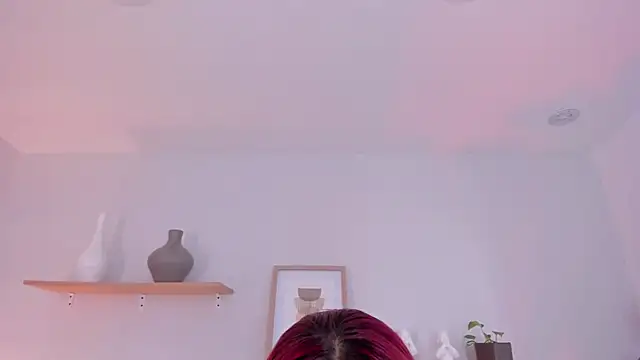 Snapshot of Scarlett_Morgan_ chatting on 02.15.25 Scarlett Morgan online show from 02.15.25