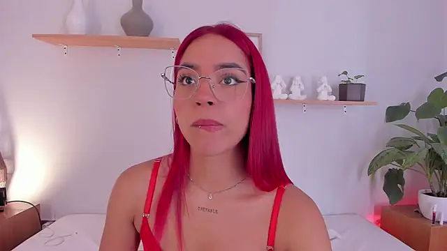 Snapshot of Scarlett_Morgan_ chatting on 03.01.25 Scarlett Morgan online show from 03.01.25