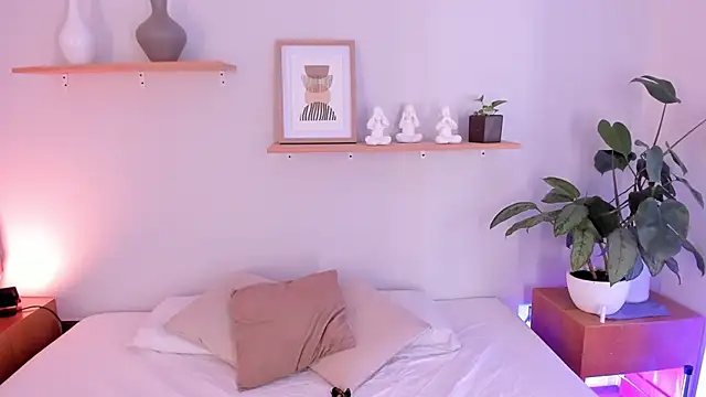 Snapshot of Scarlett_Morgan_ chatting on 03.11.25 Scarlett Morgan online show from 03.11.25