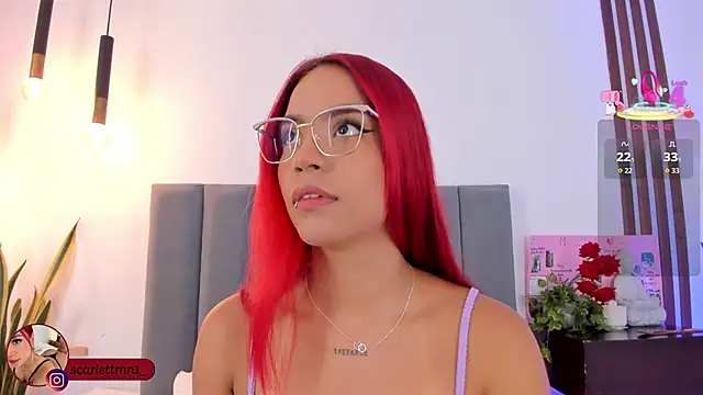 Snapshot of Scarlett_Morgan_ chatting on 09.25.25 Scarlett Morgan online show from 09.25.25