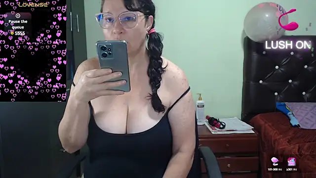 hairyglad69 online show from 02.28.25