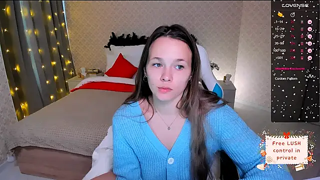 Snapshot of SherillBrill chatting on 12.21.24 SherillBrill online show from 12.21.24