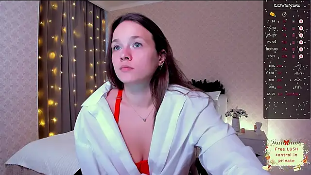 Snapshot of SherillBrill chatting on 12.22.24 SherillBrill online show from 12.22.24