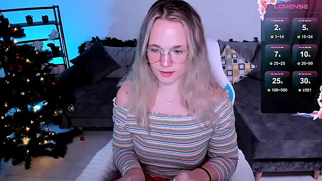 Snapshot of SherillBrill chatting on 12.27.24 SherillBrill online show from 12.27.24