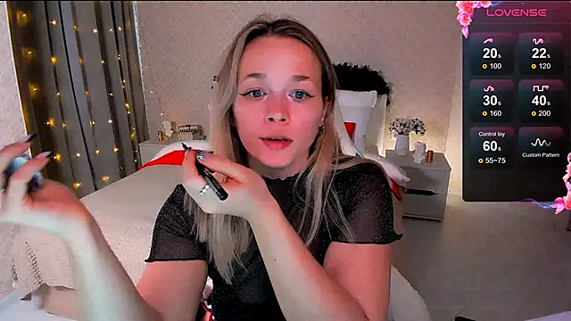 Snapshot of SherillBrill chatting on 01.18.25 SherillBrill online show from 01.18.25