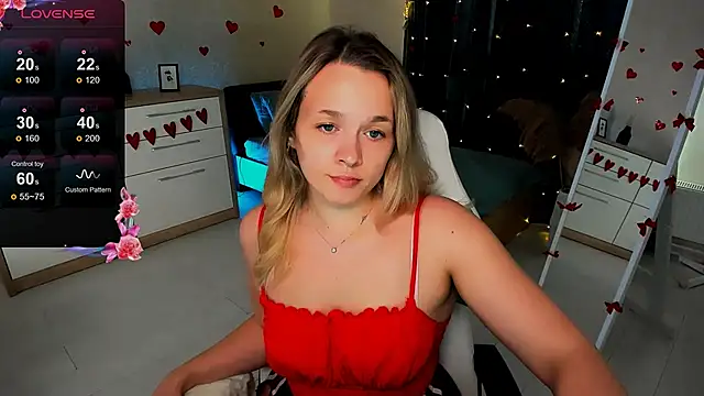 Snapshot of SherillBrill chatting on 02.16.25 SherillBrill online show from 02.16.25