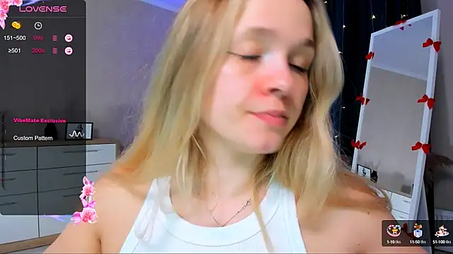 Snapshot of SherillBrill chatting on 03.06.25 SherillBrill online show from 03.06.25