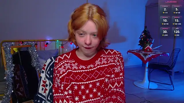 Snapshot of KatieMelone chatting on 12.16.24 KatieMelone online show from 12.16.24