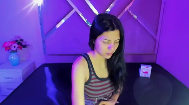 Snapshot of IsisRouse chatting on 03.11.25 IsisRouse online show from 03.11.25